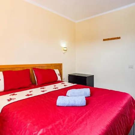 Nice Apartment In Tias With Outdoor Swimming Pool And 1 Bedrooms شقة